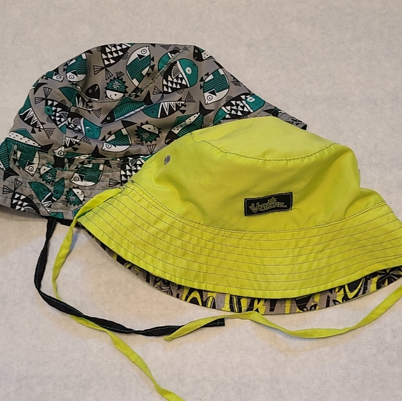 Two UV Skinz reversible toddler summer hats - Picture 2 of 4